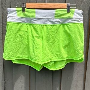 Lululemon Groovy Run Short - Neon Green